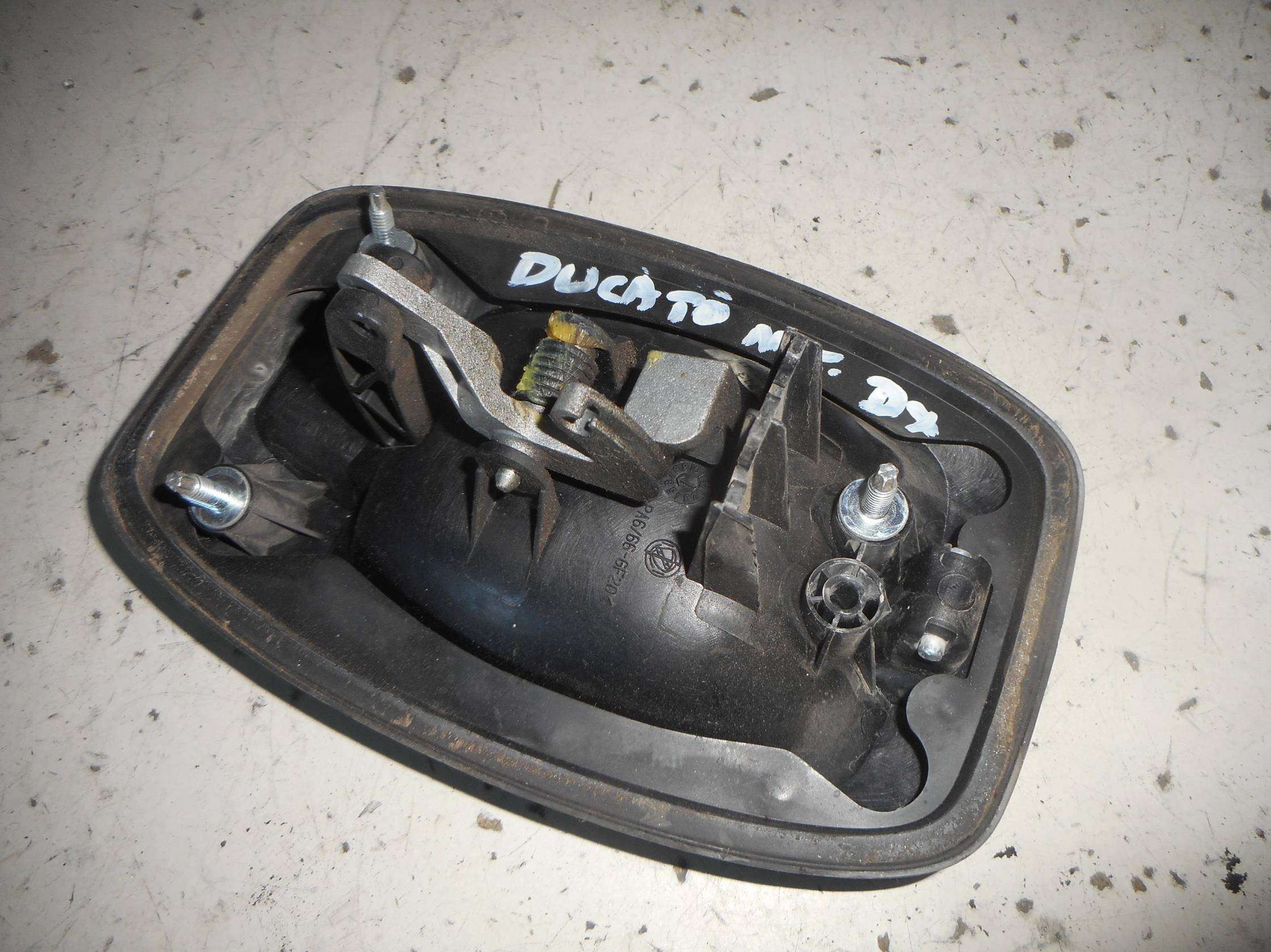 Maniglia porta ant. dx.